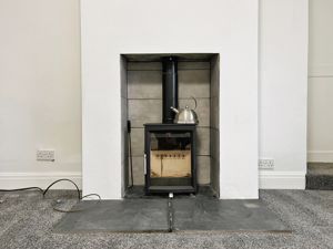 Photo 19- click for photo gallery